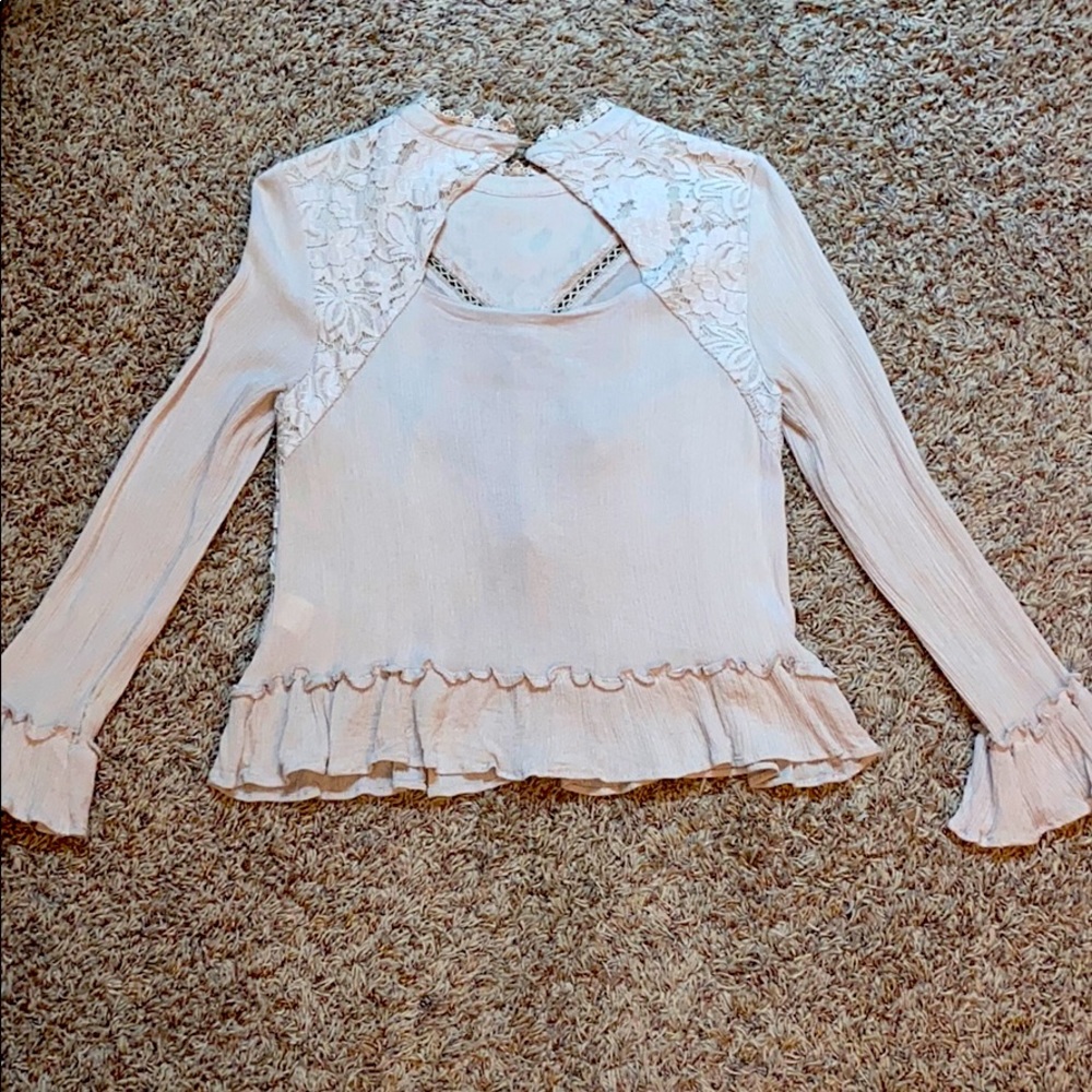 Top - Picture 2 of 2